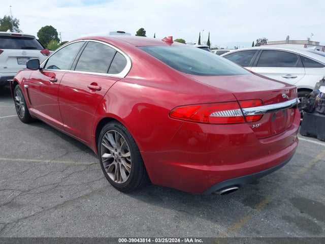 2013 JAGUAR XF SAJWA0E76D8S71277 Photo 2