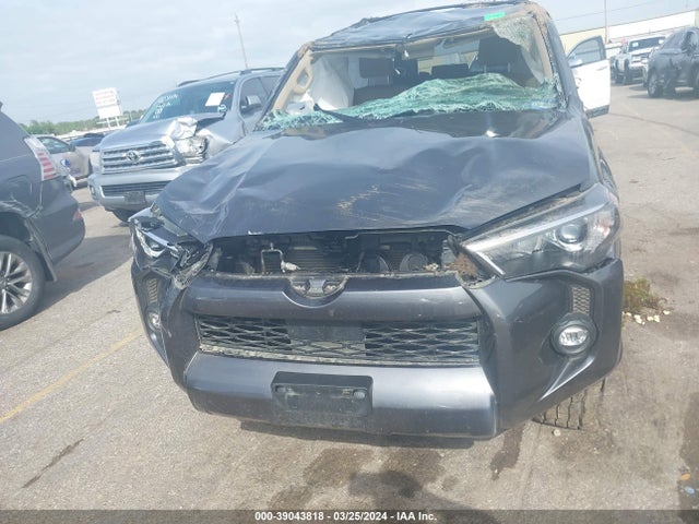 Toyota 4RUNNER SR5 2023 JTEEU5JRXP5284315 Image 11