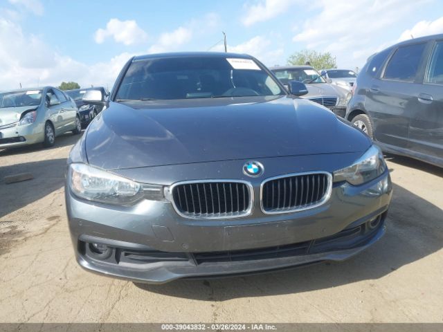 WBA8E1G59GNU11662 BMW 320i