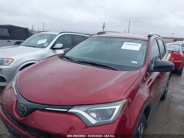 Toyota RAV4 LE 2018 2T3ZFREV9JW492295 Image 6