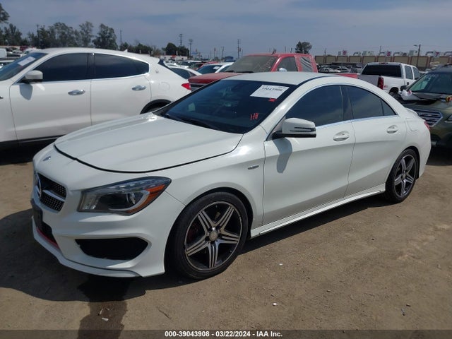 Mercedes-Benz CLA 250 2015 WDDSJ4EB3FN240457 Image 2