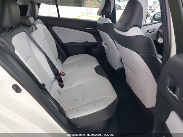 Toyota Prius Four 2016 JTDKARFU4G3022631 Image 8
