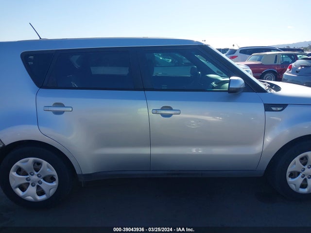 KIA Soul 2014 KNDJN2A21E7737966 Image 14