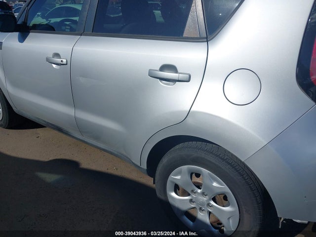 KIA Soul 2014 KNDJN2A21E7737966 Image 18