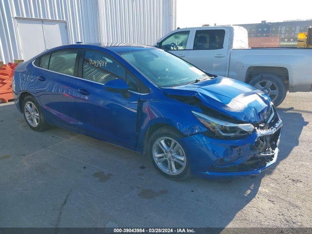 Chevrolet Cruze Lt Auto 2018 1G1BE5SM5J7140795 main image