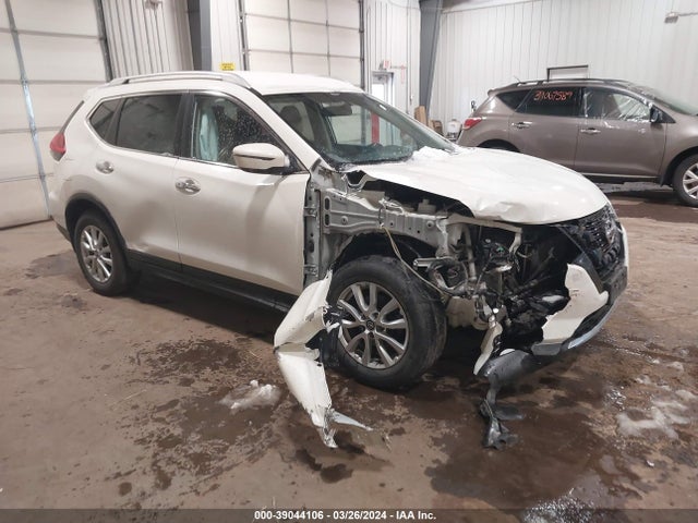 Nissan ROGUE SV 2017 JN8AT2MV5HW013157 zdjęcie główne