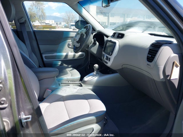 KIA Soul Ev + 2018 KNDJX3AE5J7026470 Image 5