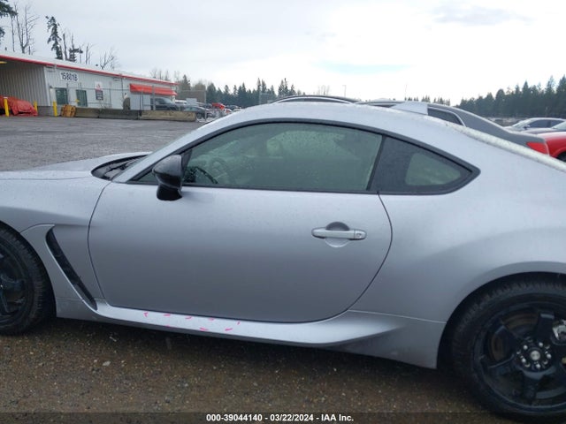 Toyota Gr86 Premium 2022 JF1ZNBE17N9752552 Image 14