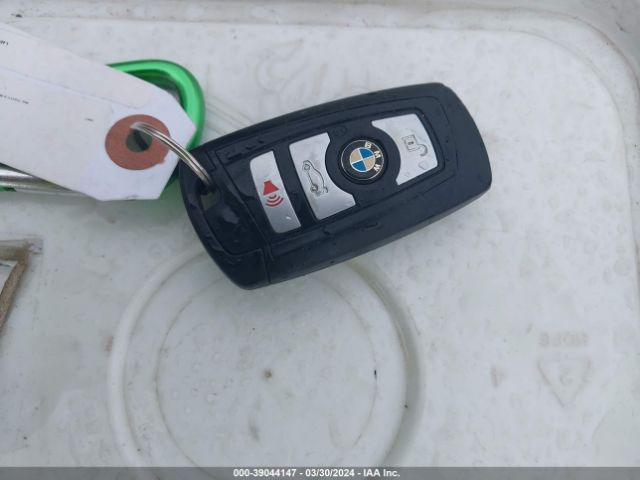 WBA8A9C56JAH14965 BMW 320i