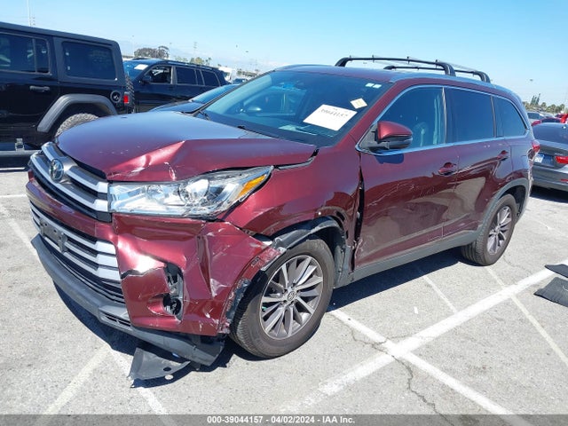 Toyota Highlander Xle 2019 5TDKZRFH8KS339492 Image 2