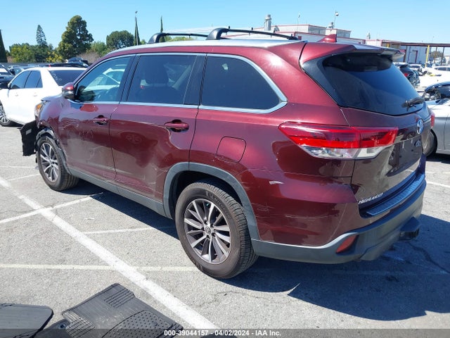 Toyota Highlander Xle 2019 5TDKZRFH8KS339492 Image 3