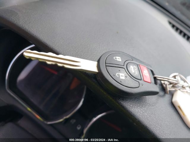 3N1CN7AP4EL845546 Nissan Versa 1.6 Sv