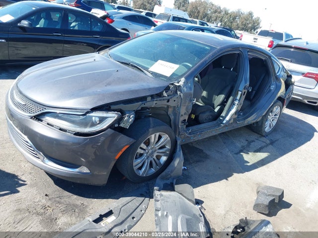 Chrysler 200 Limited 2016 1C3CCCAB6GN115502 Image 2