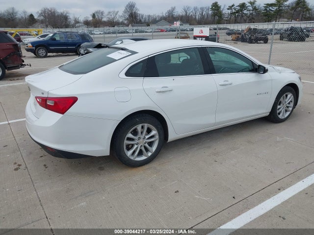 Chevrolet MALIBU LT 2018 1G1ZD5ST8JF106932 Image 4