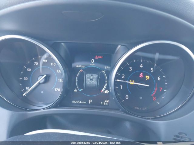 SADCJ2FX6JA293090 Jaguar F-pace 25t Premium