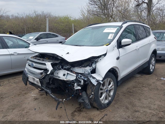 Ford ESCAPE SE 2018 1FMCU0GD4JUC53127 Image 2