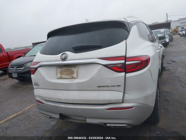 5GAERBKW3JJ152263 Buick Enclave Essence
