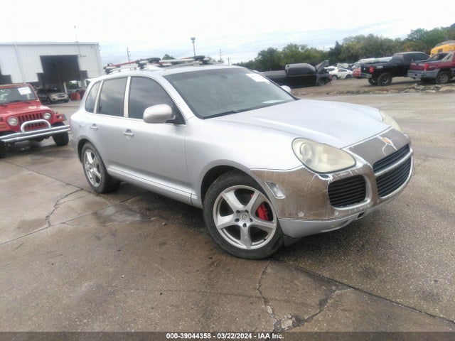 2005 PORSCHE CAYENNE WP1AC29P05LA90357 Photo 0