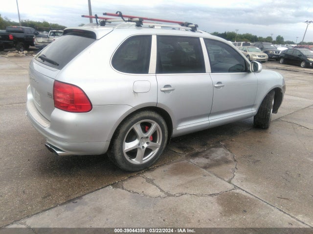 2005 PORSCHE CAYENNE WP1AC29P05LA90357 Photo 3