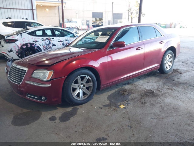 Chrysler 300 2014 2C3CCAAG7EH340274 Image 2