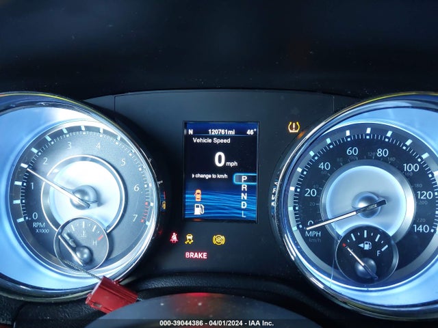 Chrysler 300 2014 2C3CCAAG7EH340274 Image 7