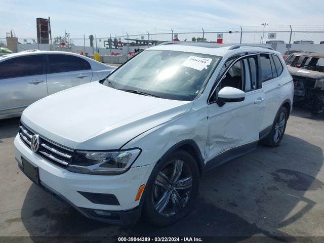 3VV3B7AX3LM141000 Volkswagen Tiguan 2.0t Se/2.0t Se R-line Black/2.0t Sel
