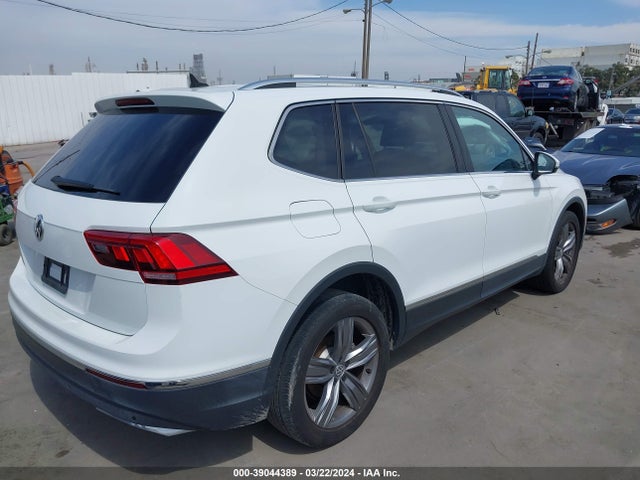3VV3B7AX3LM141000 Volkswagen Tiguan 2.0t Se/2.0t Se R-line Black/2.0t Sel