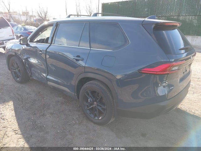 Toyota Grand Highlander Platinum 2024 5TDAAAB54RS004949 Image 3