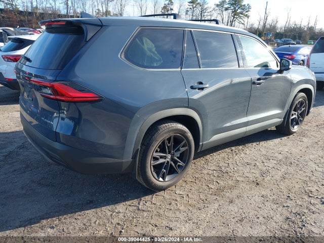 Toyota Grand Highlander Platinum 2024 5TDAAAB54RS004949 Image 4