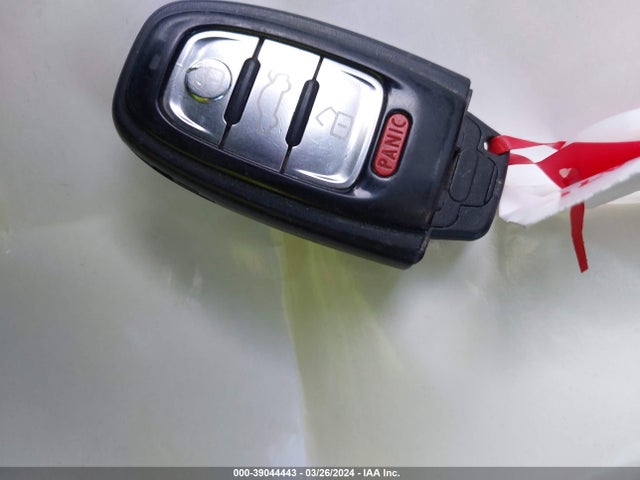 Audi S8 4.0t 2014 WAUD2AFDXEN008688 Image 11