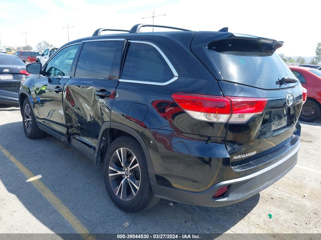 Toyota Highlander Le/le Plus 2019 5TDZZRFHXKS315337 Image 3