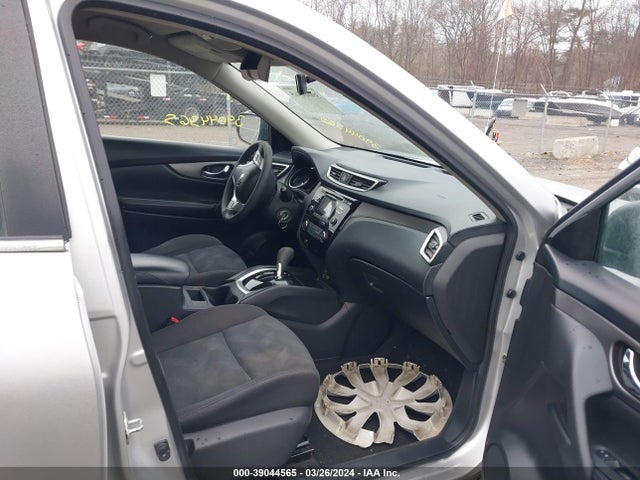 Nissan ROGUE S 2016 KNMAT2MV3GP624017 Image 5