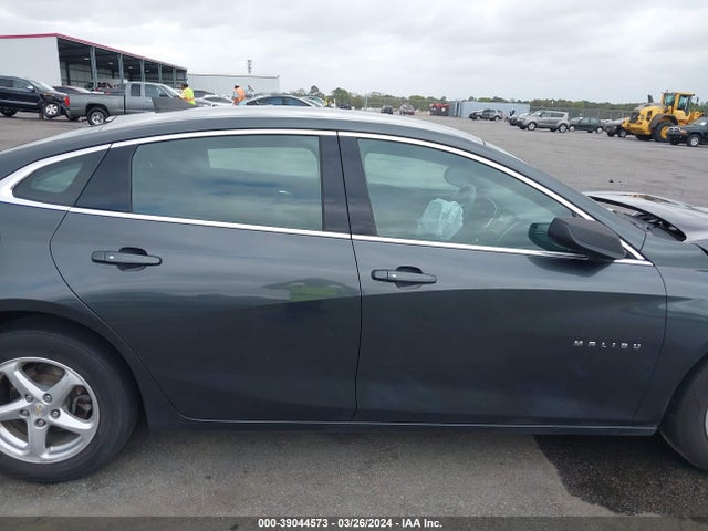 Chevrolet MALIBU LS 2018 1G1ZC5ST4JF165821 Image 13