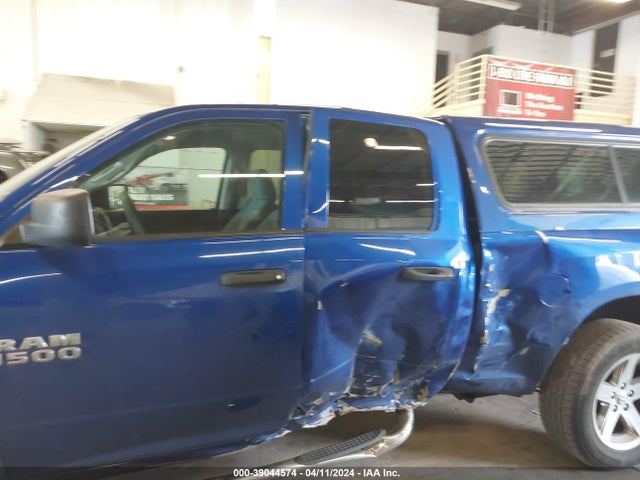 RAM 1500 Express Quad Cab 4x4 6'4 Box 2017 1C6RR7FT7HS739364 Image 18