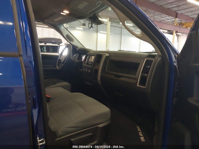 RAM 1500 Express Quad Cab 4x4 6'4 Box 2017 1C6RR7FT7HS739364 Image 5