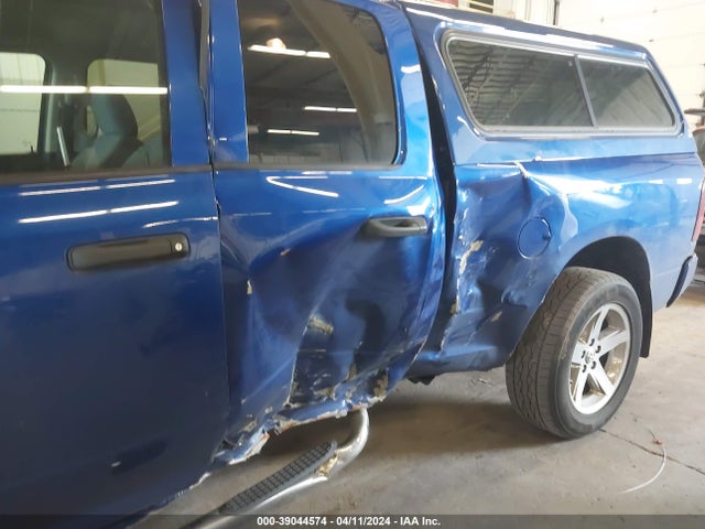 RAM 1500 Express Quad Cab 4x4 6'4 Box 2017 1C6RR7FT7HS739364 Image 6