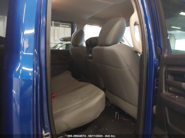 RAM 1500 Express Quad Cab 4x4 6'4 Box 2017 1C6RR7FT7HS739364 Image 8