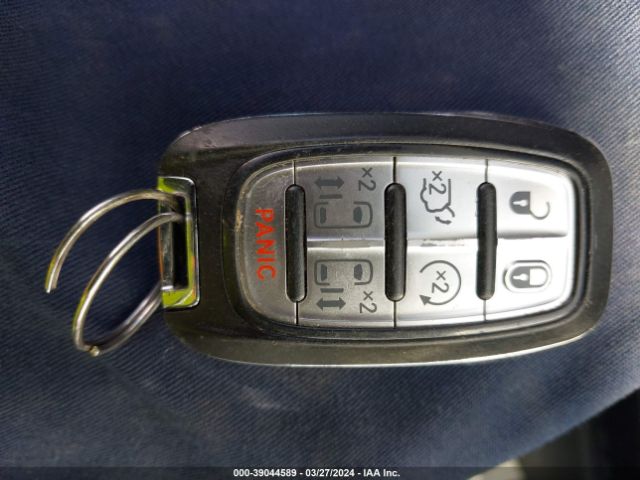 2018 CHRYSLER PACIFICA 2C4RC1GG7JR257056 Photo 10