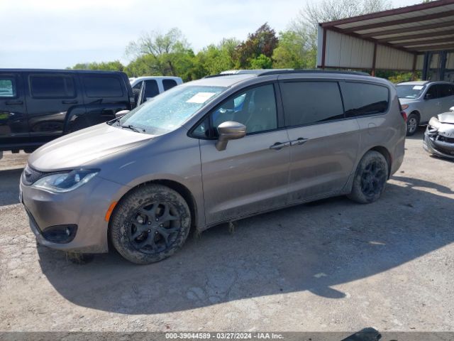 2018 CHRYSLER PACIFICA 2C4RC1GG7JR257056 Photo 1