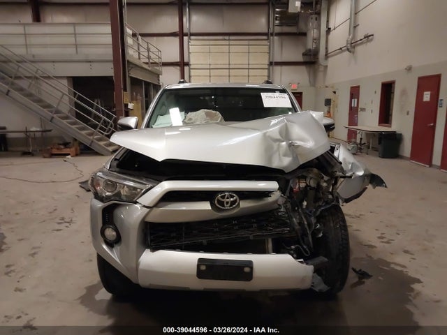 Toyota 4runner Sr5 Premium 2019 JTEBU5JR0K5645935 Image 12