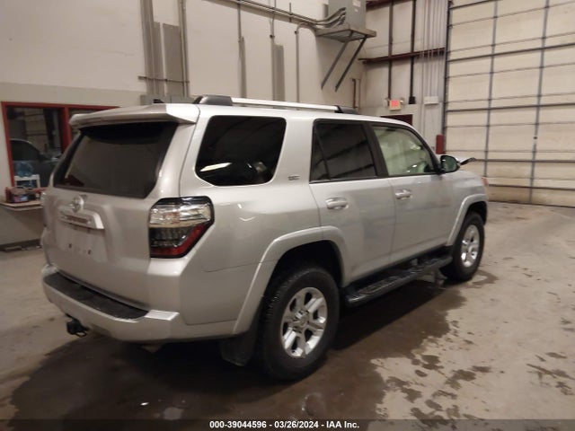 Toyota 4runner Sr5 Premium 2019 JTEBU5JR0K5645935 Image 4