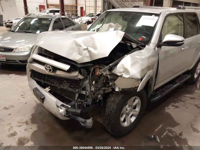 Toyota 4runner Sr5 Premium 2019 JTEBU5JR0K5645935 Image 6