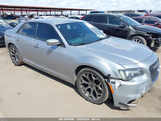 Chrysler 300 300s 2018 2C3CCABG4JH239931 Image 17