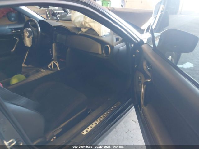 JF1ZNAA14G9702601 Scion FR-S
