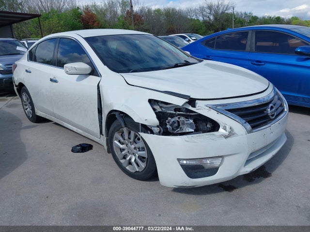 Nissan Altima 2.5 S 2014 1N4AL3AP2EN221768 main image