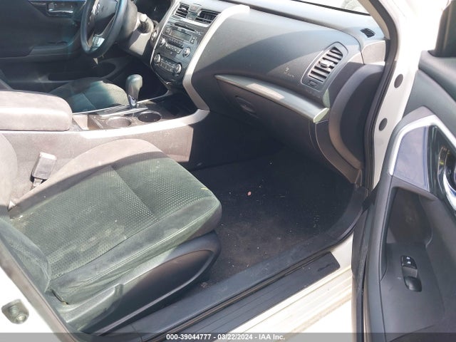 Nissan Altima 2.5 S 2014 1N4AL3AP2EN221768 Image 5