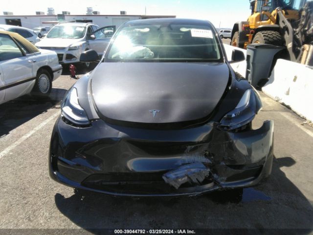 7SAYGAEE1RF987153 Tesla Model Y Long Range Dual Motor All-wheel Drive
