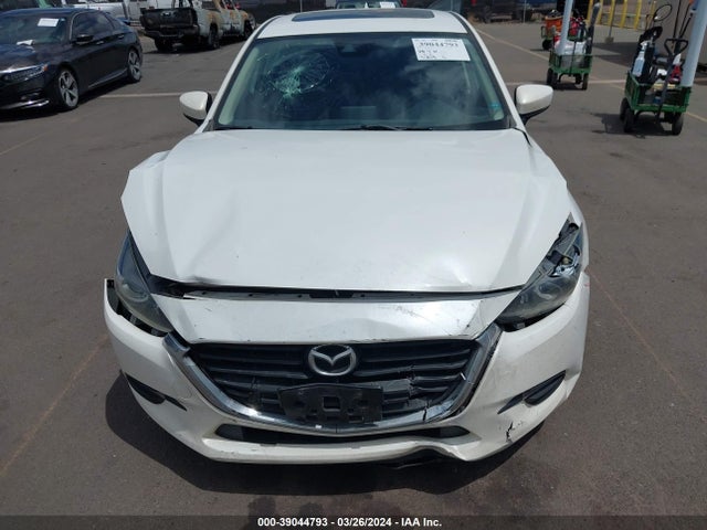 Mazda 3 TOURING 2018 3MZBN1L34JM220324 Image 12