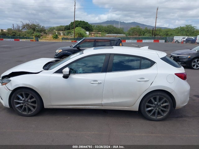 Mazda 3 TOURING 2018 3MZBN1L34JM220324 Image 14