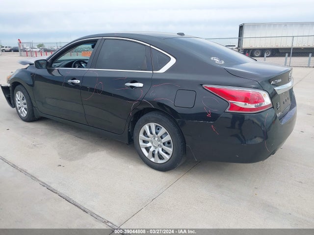 Nissan Altima 2.5 S 2015 1N4AL3AP1FN335620 Image 3